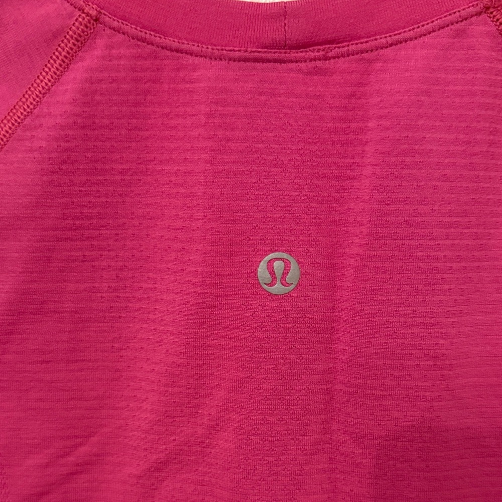 lululemon athletica Vibrant Pink Short Sleeve Tee - Picture 2 of 4